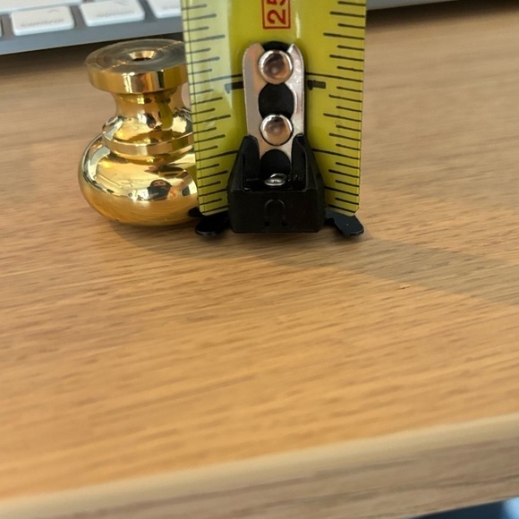 Set of 2 cabinet door knobs Solid brass. New - Picture 8 of 9